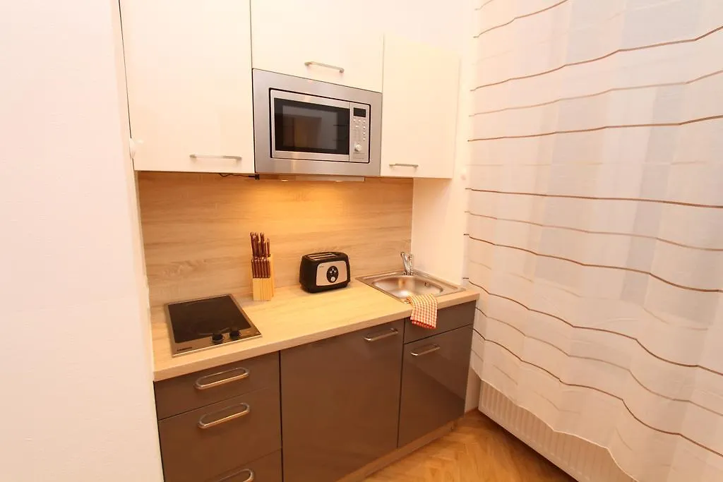 Checkvienna - Stumpergasse Hotel Apartment Vienna